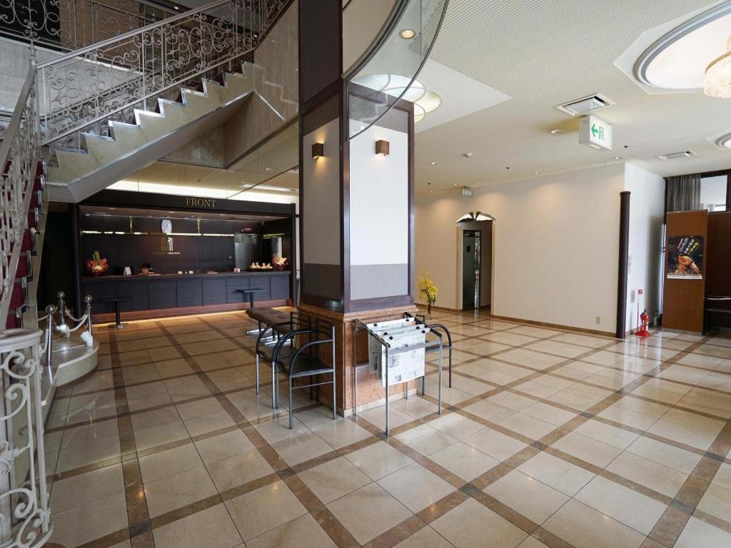 Neyagawa Trend Hotel Osaka Exterior foto